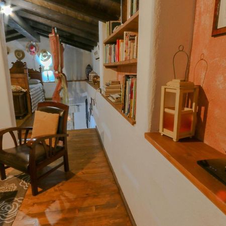 Villa Ferulas Oliena Eksteriør billede